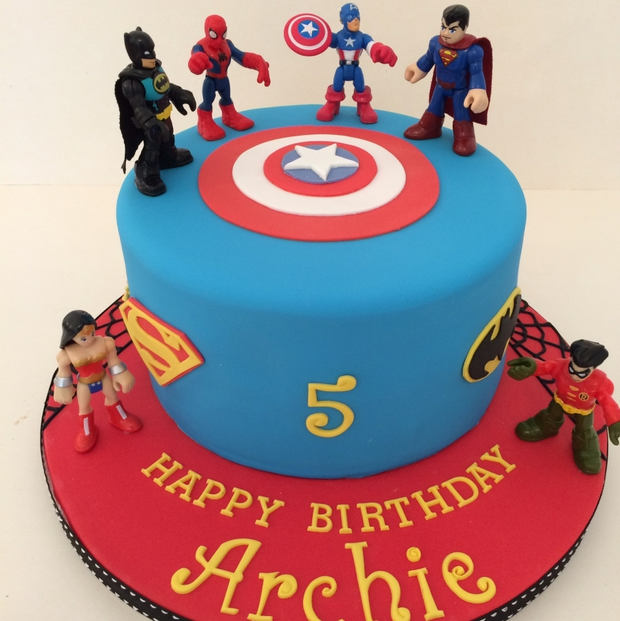 superhero birthday party cake